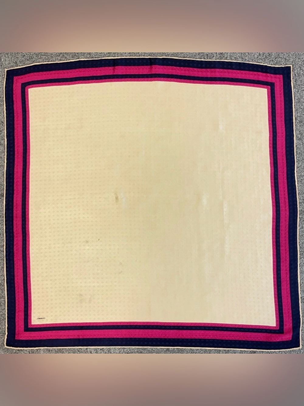Large CHANEL Cream Scarf with Box - Picture 1 of 10